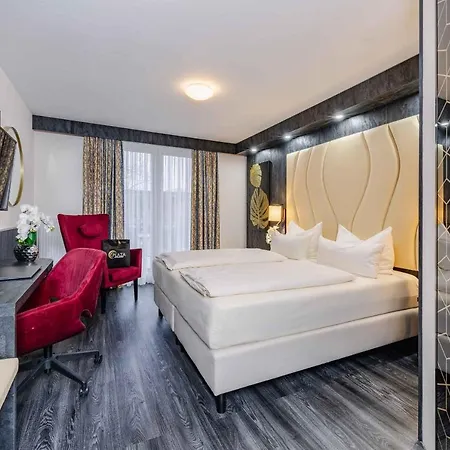 Plaza Koeln Hotel