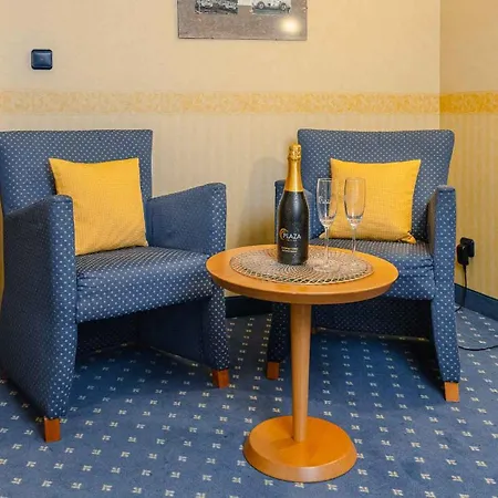 Plaza Koeln 4*