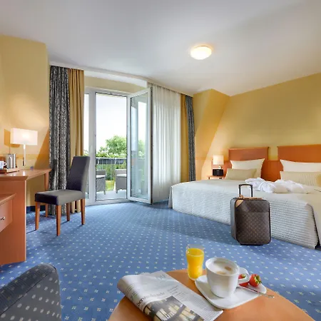 Plaza Koeln Отель 4*