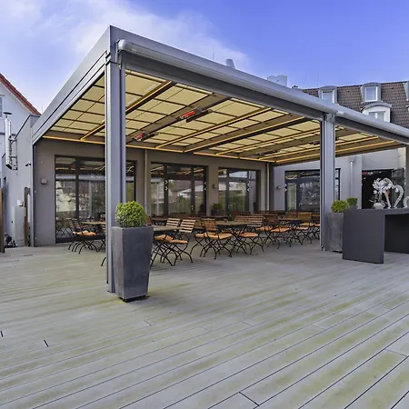 Plaza Koeln Отель 4*