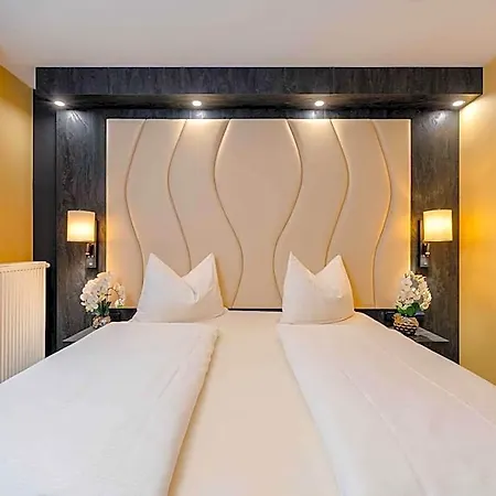 Hotel Plaza Koeln