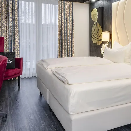 Hotel Plaza Koeln 4*