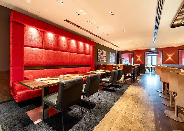 Plaza Koeln פולהיים