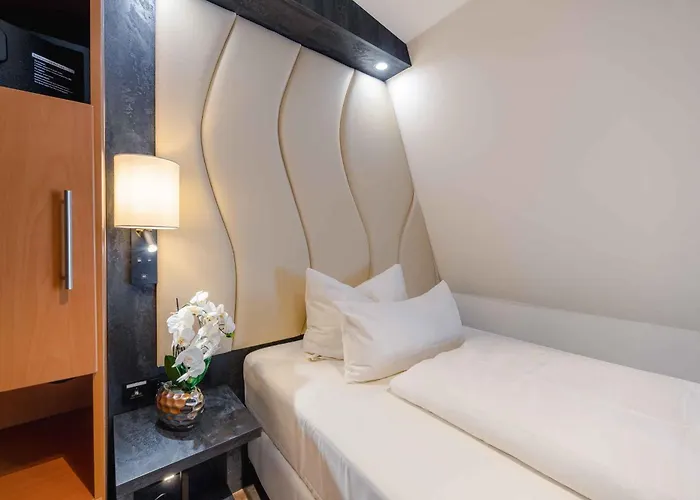 Hotel Plaza Koeln Pulheim