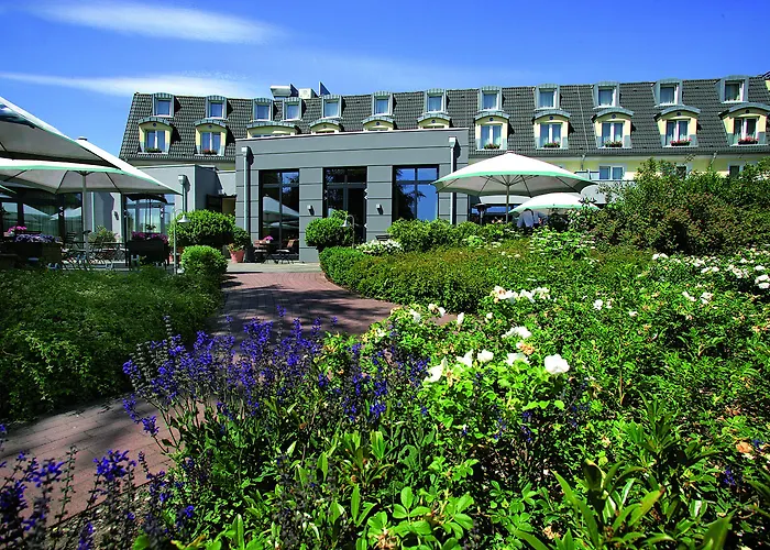 Hotel Plaza Koeln 4*