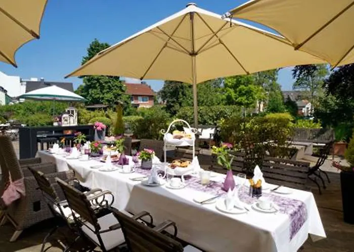 Plaza Koeln Hotel 4*